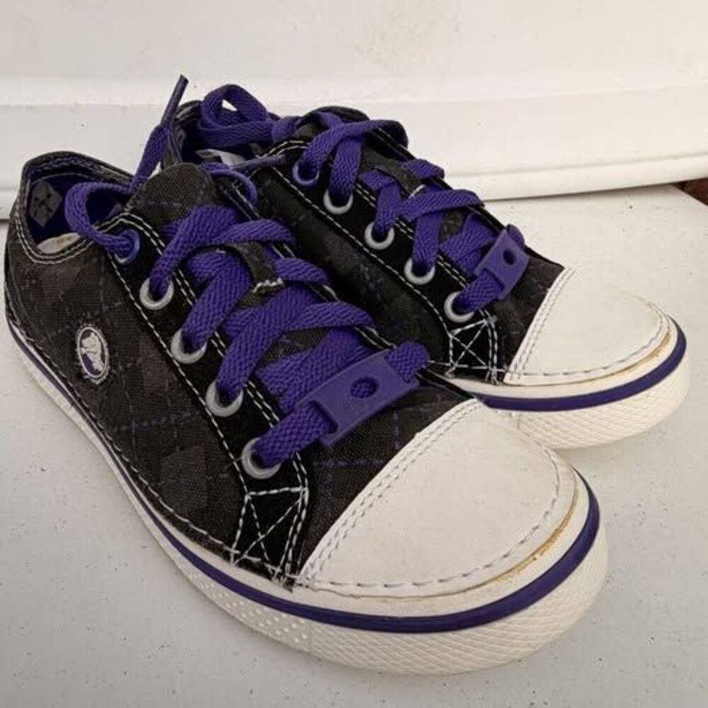 CROCS Kids HOVER Sneakers SZ J3- Purple black white lace up 3Y